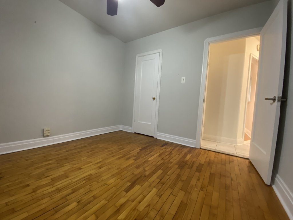 Main-92 Holwood Avenue, Toronto, ON, M6M 1P6 - 16