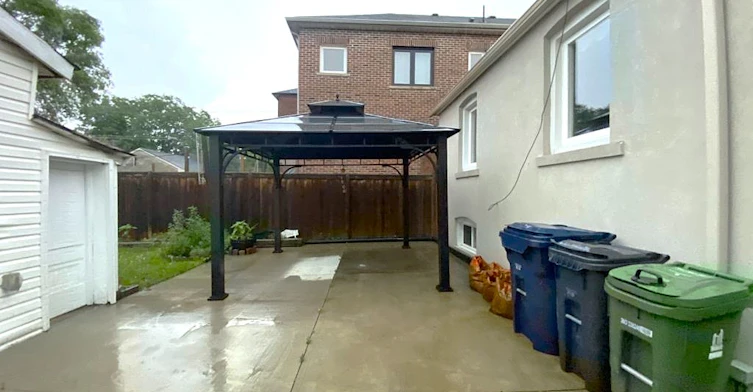 Main-92 Holwood Avenue, Toronto, ON, M6M 1P6 - 22