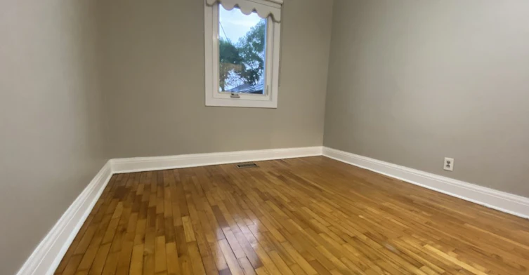 Main-92 Holwood Avenue, Toronto, ON, M6M 1P6 - 12