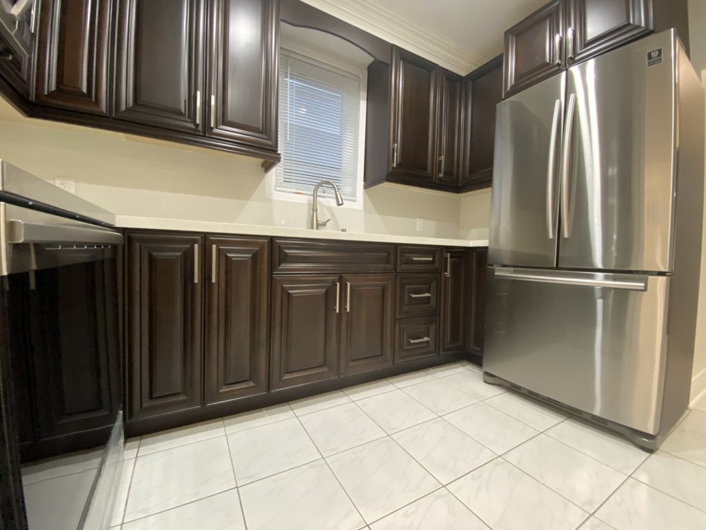 Main-92 Holwood Avenue, Toronto, ON, M6M 1P6 - 2
