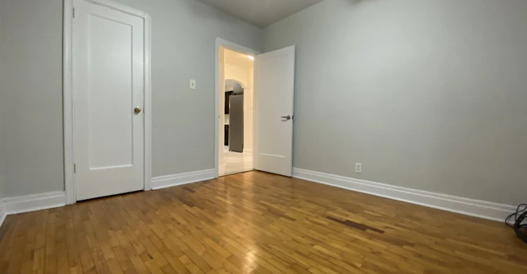 Main-92 Holwood Avenue, Toronto, ON, M6M 1P6 - 17