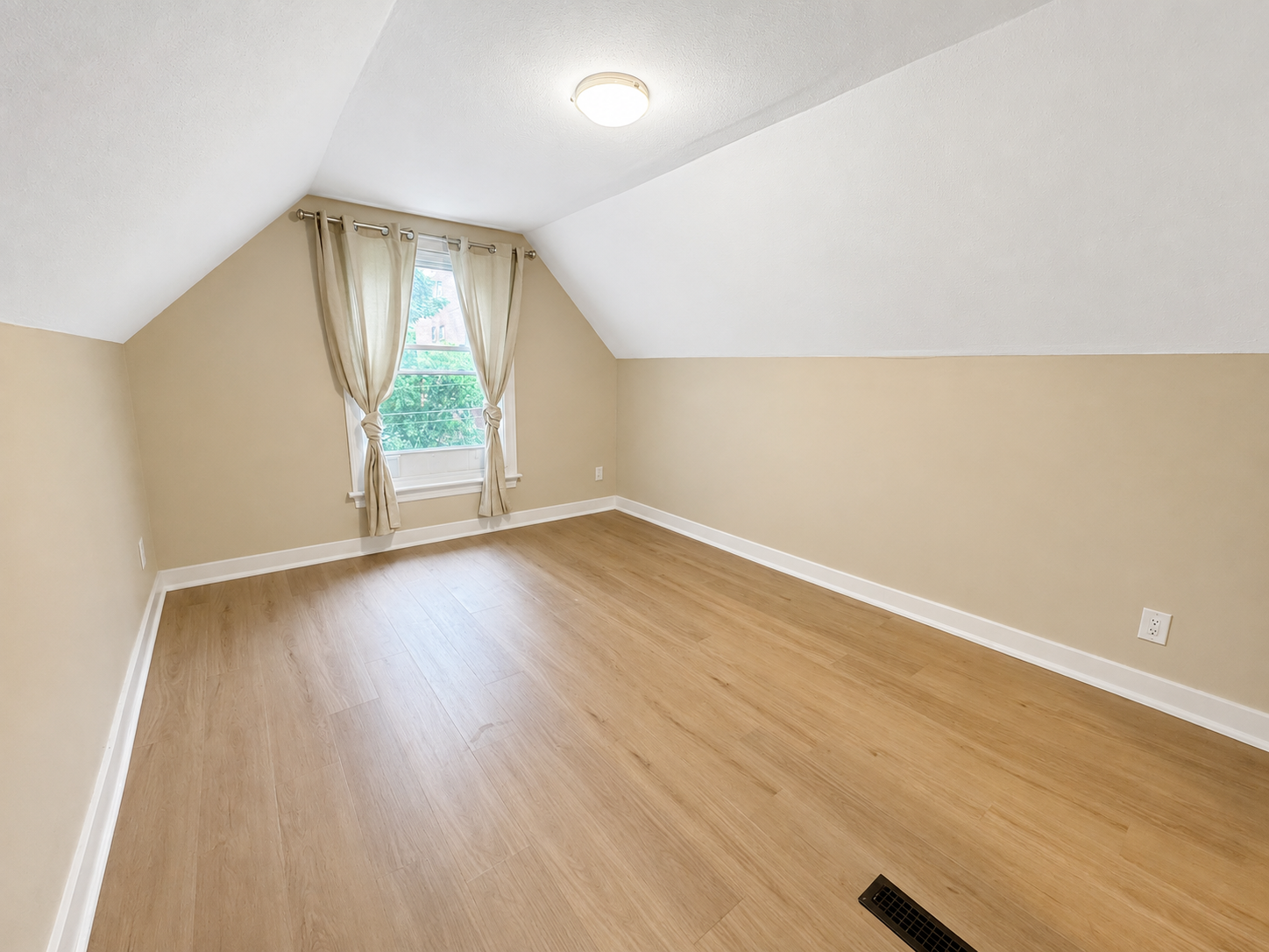 189 Stinson Street, Hamilton, ON, L8N 1T2 - 16
