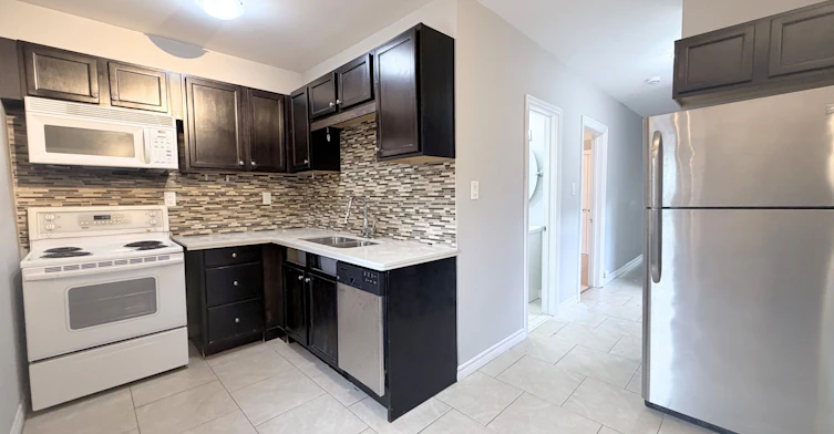 189 Stinson Street, Hamilton, ON, L8N 1T2 - 2