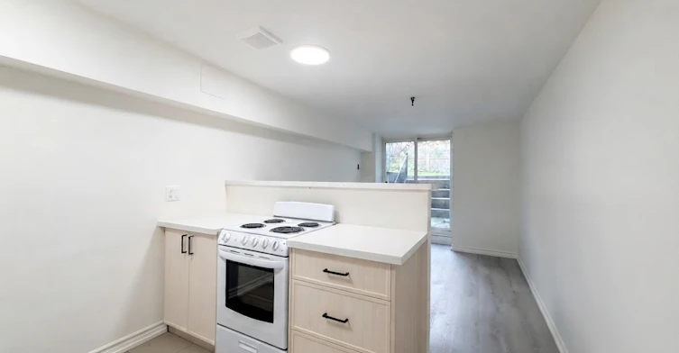103-181 Gerrard Street East, Toronto, ON, M5A 2E5 - 5