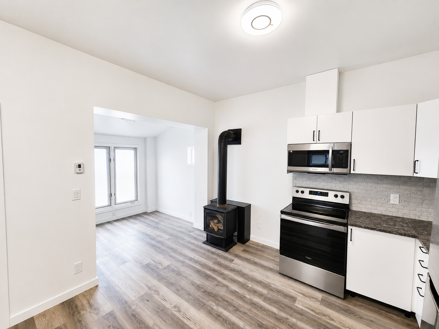 Unit 0-135 Charlotte Street, Brantford, ON, N3T 2X7 - 4