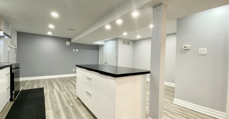 BSMT-1001 Cosburn Avenue, Toronto, ON, M4C 2W8 - 11