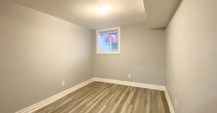 BSMT-1001 Cosburn Avenue, Toronto, ON, M4C 2W8 - 18