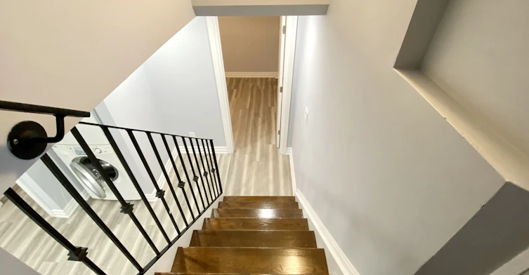 BSMT-1001 Cosburn Avenue, Toronto, ON, M4C 2W8 - 25