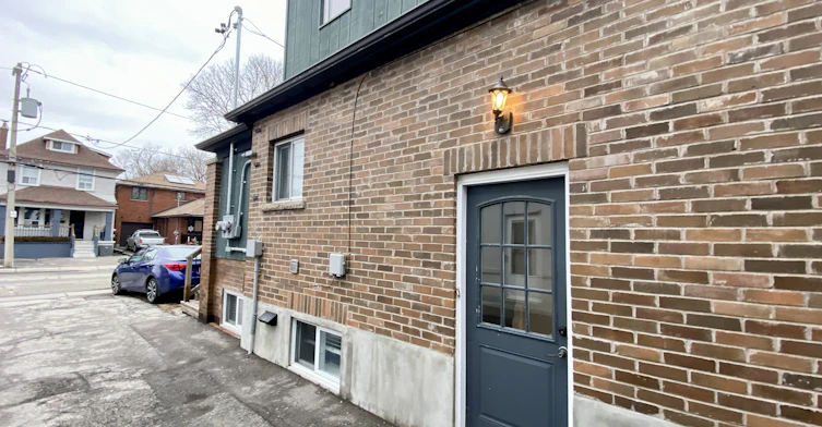 BSMT-1001 Cosburn Avenue, Toronto, ON, M4C 2W8 - 26