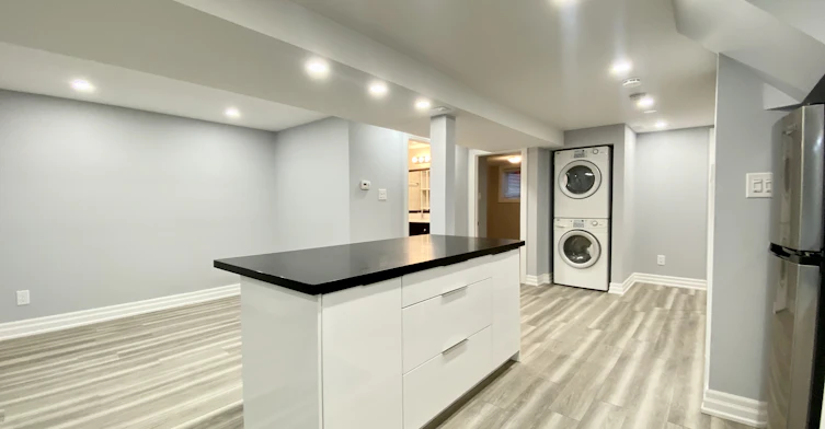 BSMT-1001 Cosburn Avenue, Toronto, ON, M4C 2W8 - 12