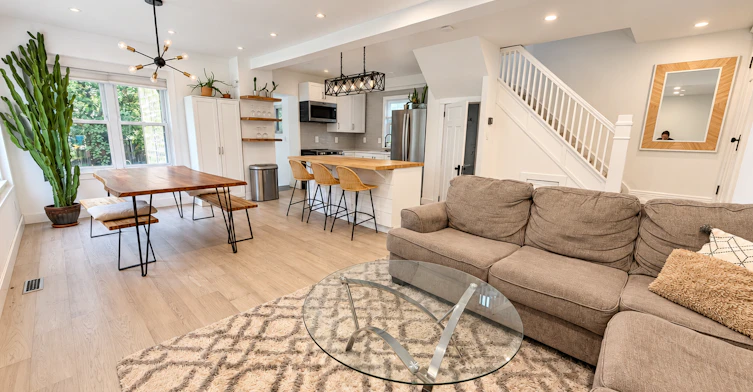 826 Beach Boulevard, Hamilton, ON, L8H 6Z4 - 2