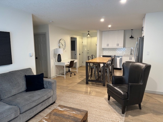103-9810 96 103 Street, Grande Prairie, AB, T8V 7T9 - 3