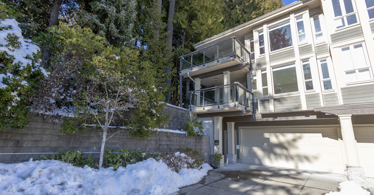 2491 Folkestone Way, West Vancouver, BC, V7S 3J1