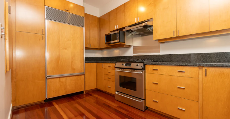 2491 Folkestone Way, West Vancouver, BC, V7S 3J1 - 11