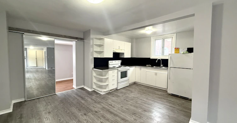 171 East Avenue S, Hamilton, ON, L8N 2T8 - 4