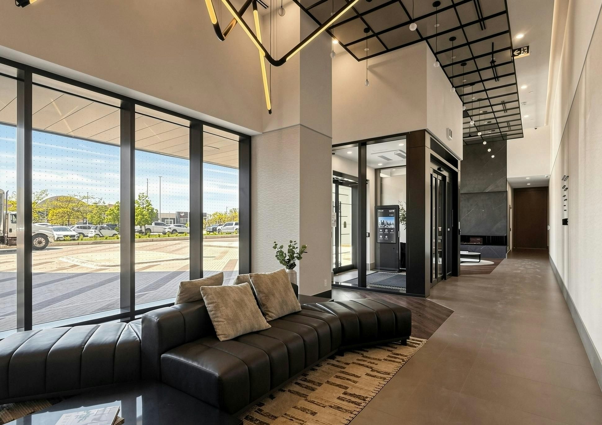1007 The Queensway, Toronto, ON, M8Z 0H4 - 18