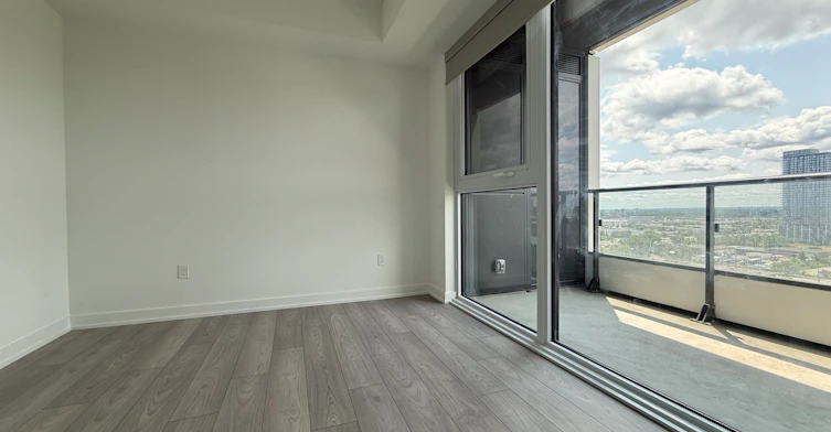 1007 The Queensway, Toronto, ON, M8Z 0H4 - 10
