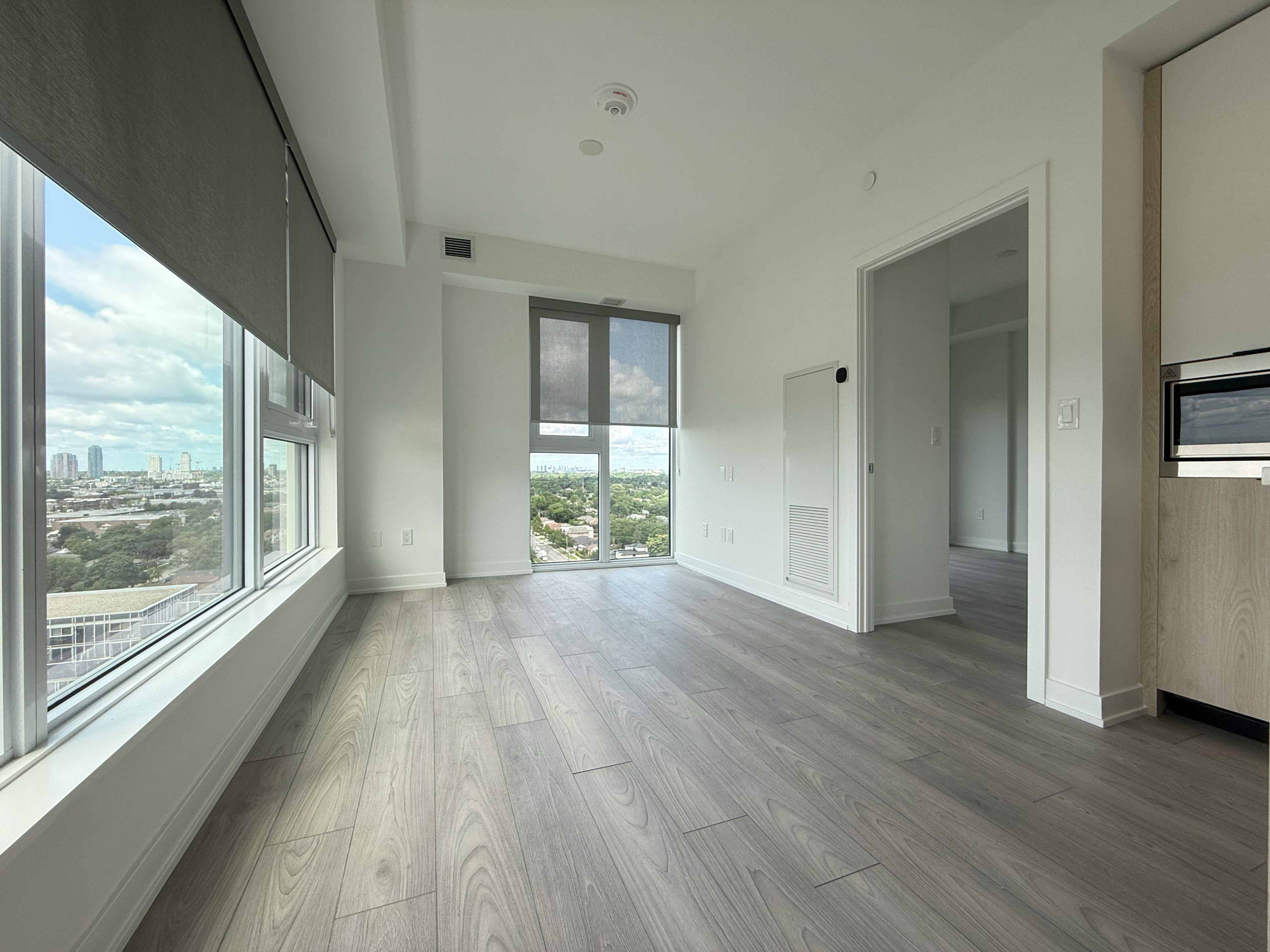 1007 The Queensway, Toronto, ON, M8Z 0H4 - 5