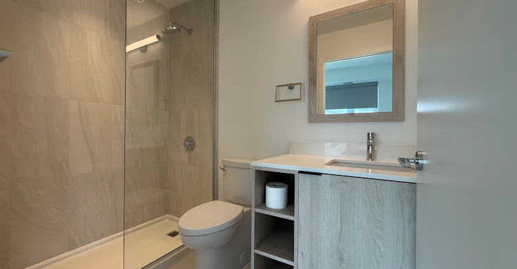 1007 The Queensway, Toronto, ON, M8Z 0H4 - 12