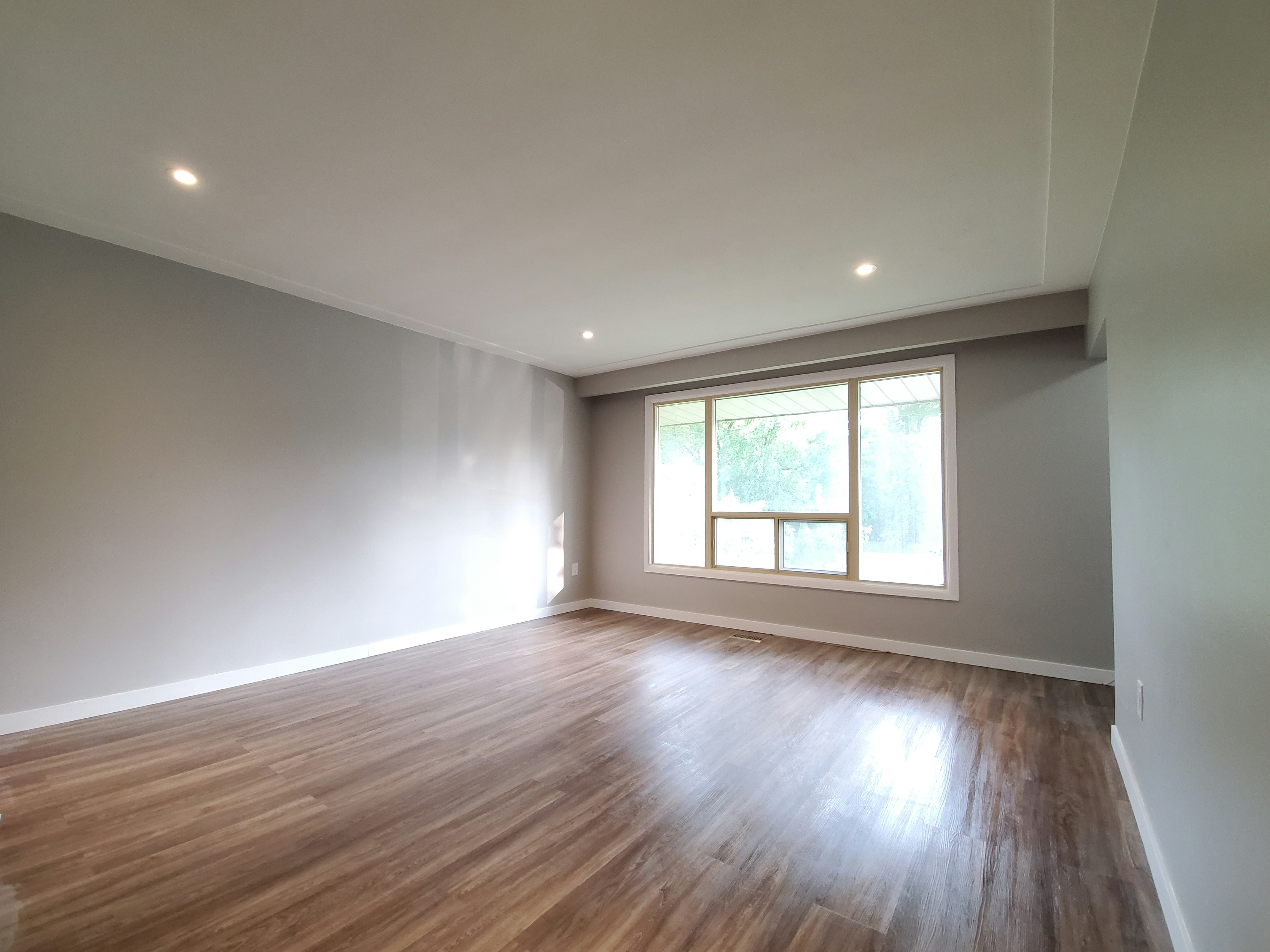 119 Limeridge Road East, Hamilton, ON, L9A 2S5 - 2
