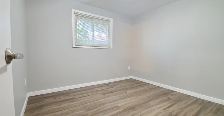 119 Limeridge Road East, Hamilton, ON, L9A 2S5 - 3