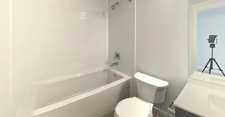 205-2975 Oak Street, Vancouver, BC, V6H 2K7 - 10