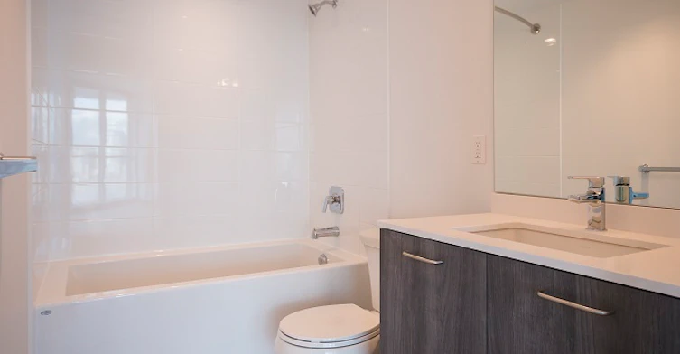 205-2975 Oak Street, Vancouver, BC, V6H 2K7 - 7