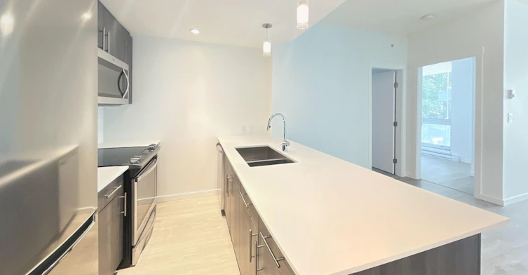 205-2975 Oak Street, Vancouver, BC, V6H 2K7 - 4