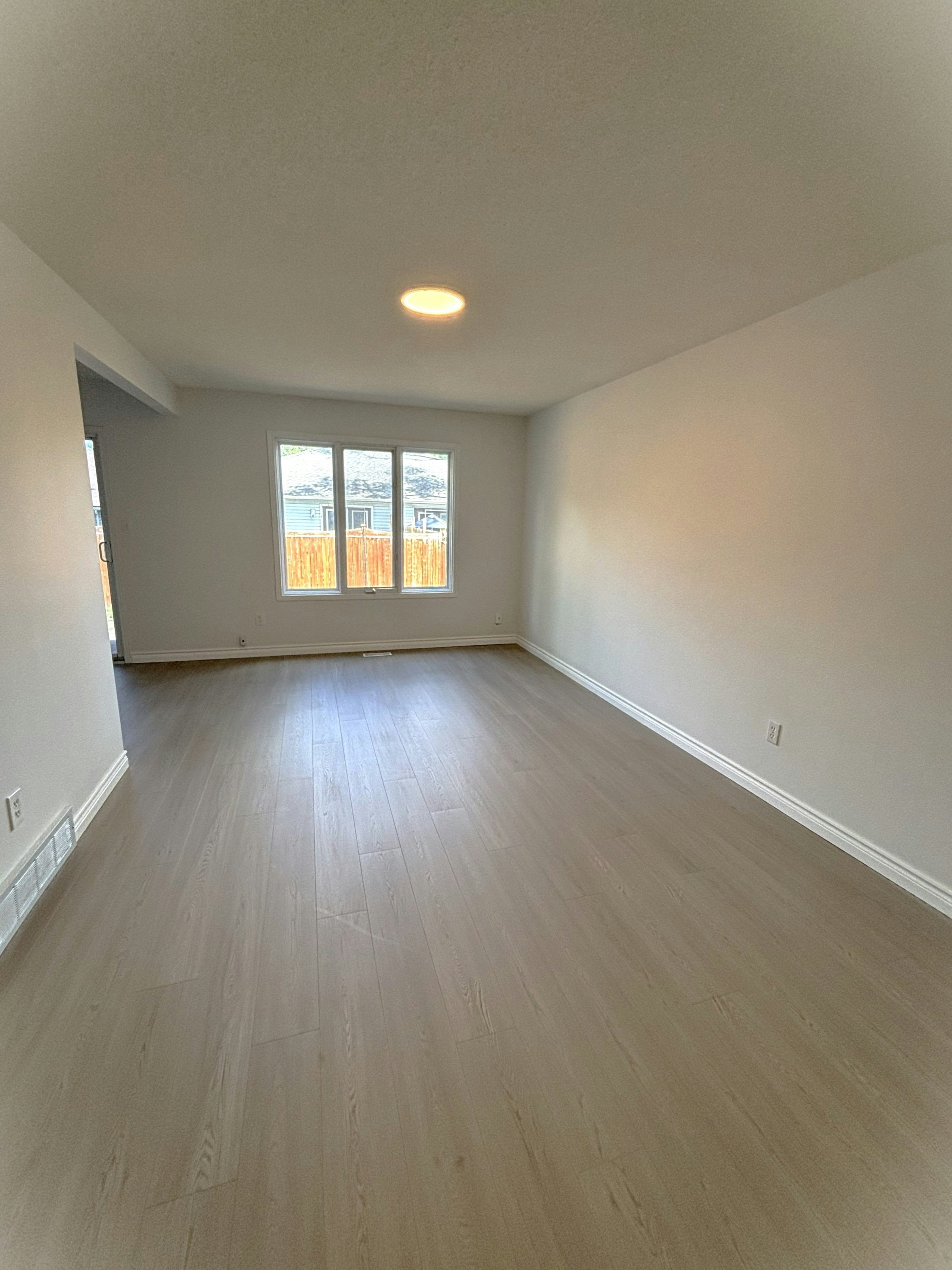 264 London Road, Sarnia, ON, N7T 4V8 - 2