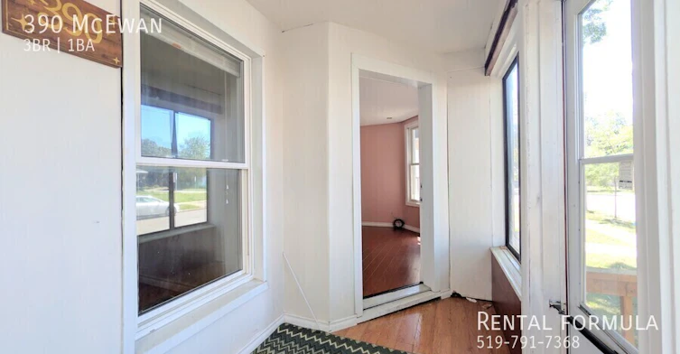 390 Mcewan Avenue, Windsor, ON, N9B 2E6 - 9