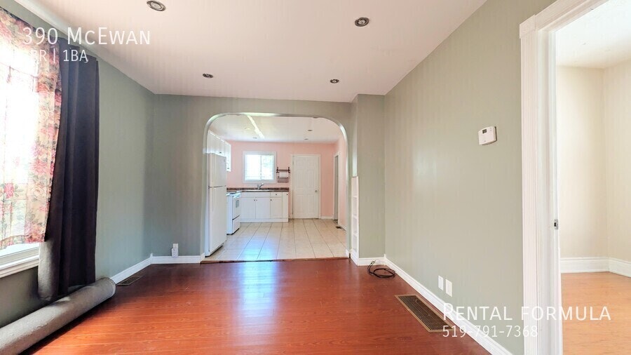 390 Mcewan Avenue, Windsor, ON, N9B 2E6 - 6