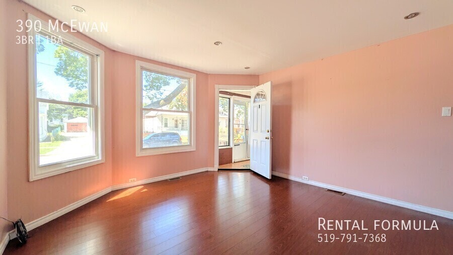390 Mcewan Avenue, Windsor, ON, N9B 2E6 - 8