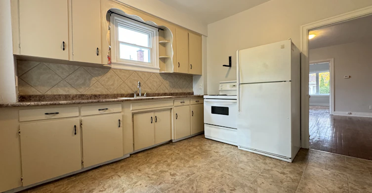 1-26 Eastchester Avenue, St. Catharines, ON, L2P 2V6 - 10
