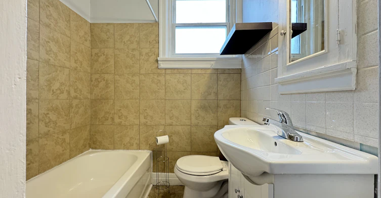 1-26 Eastchester Avenue, St. Catharines, ON, L2P 2V6 - 13