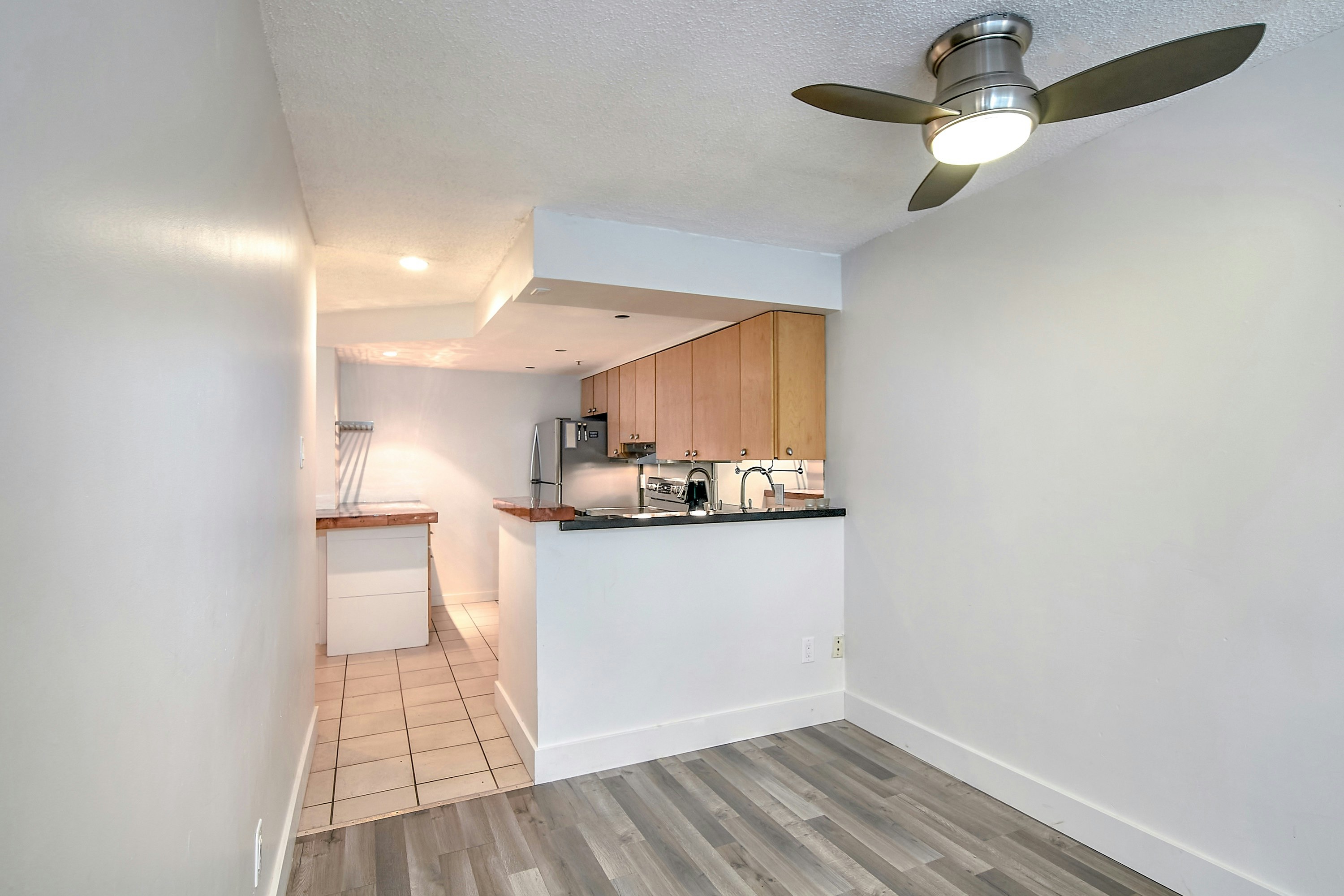 110-1500 Pendrell Street, Vancouver, BC, V6G 3A5 - 4