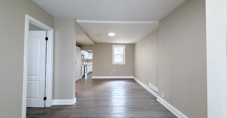 332 East Avenue N, Hamilton, ON, L8L 5J5 - 4