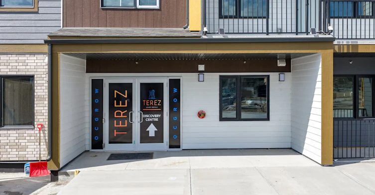 U1101-348 Greystone Boulevard, Cochrane, AB, T4C 1C6 - 7