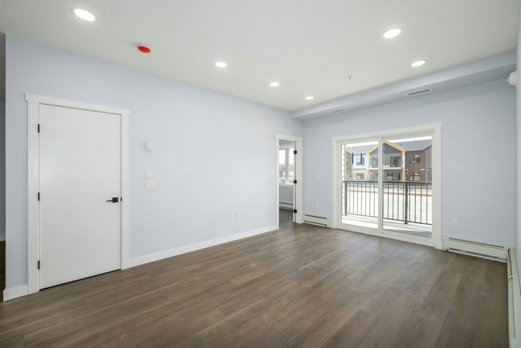 U1101-348 Greystone Boulevard, Cochrane, AB, T4C 2B8 - 2