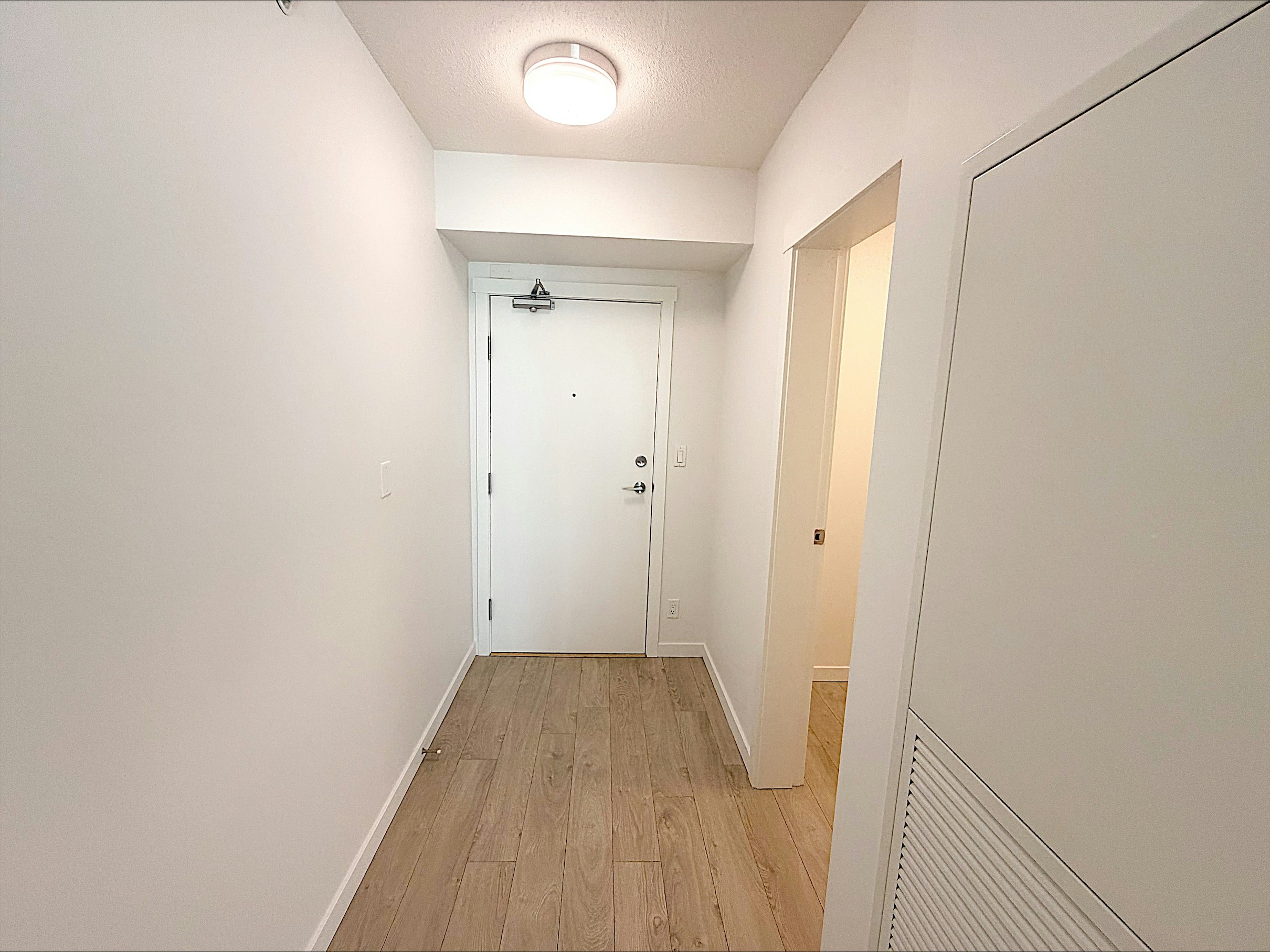 1403-685 Pacific Boulevard, Vancouver, BC, V6B 0R4 - 17