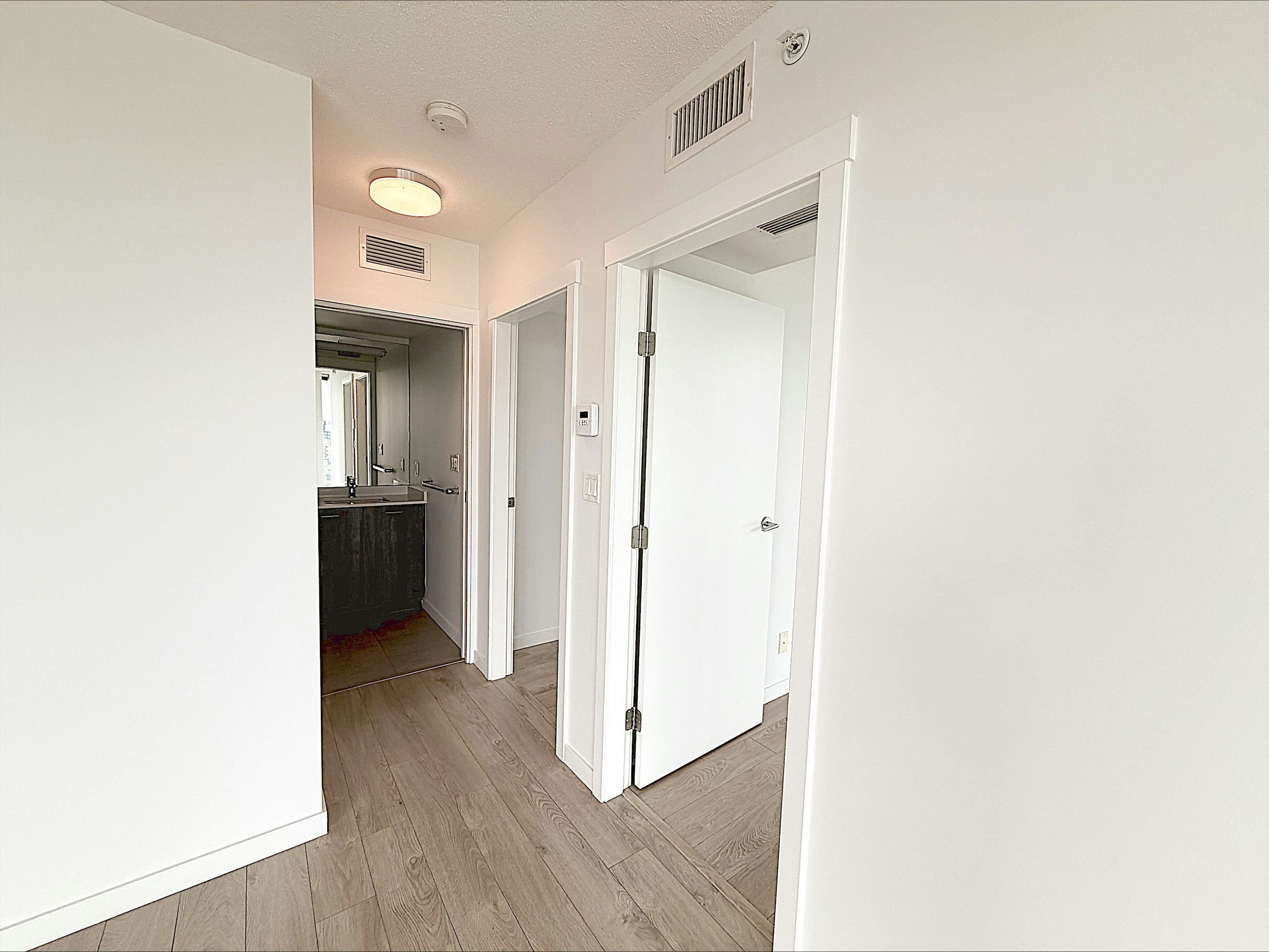 1403-685 Pacific Boulevard, Vancouver, BC, V6B 0R4 - 15
