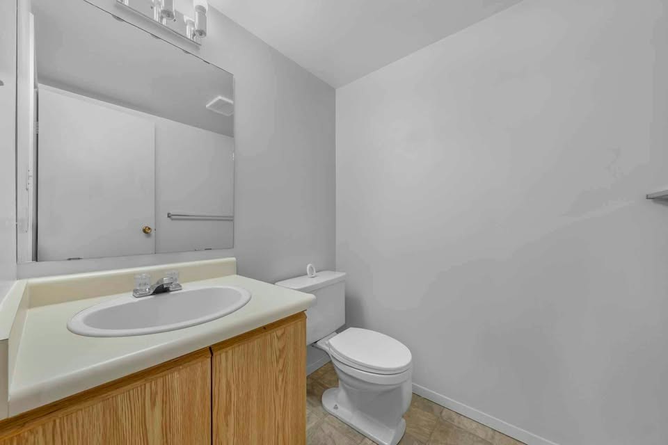 32-1415 62 Street Northwest, Edmonton, AB, T6L 4K1 - 16