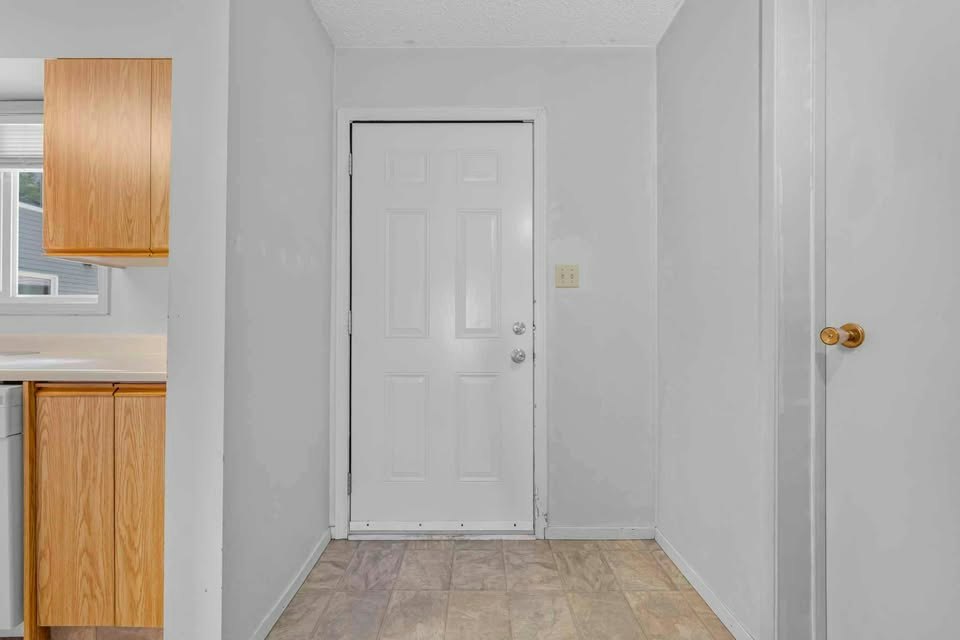 32-1415 62 Street Northwest, Edmonton, AB, T6L 4K1 - 18