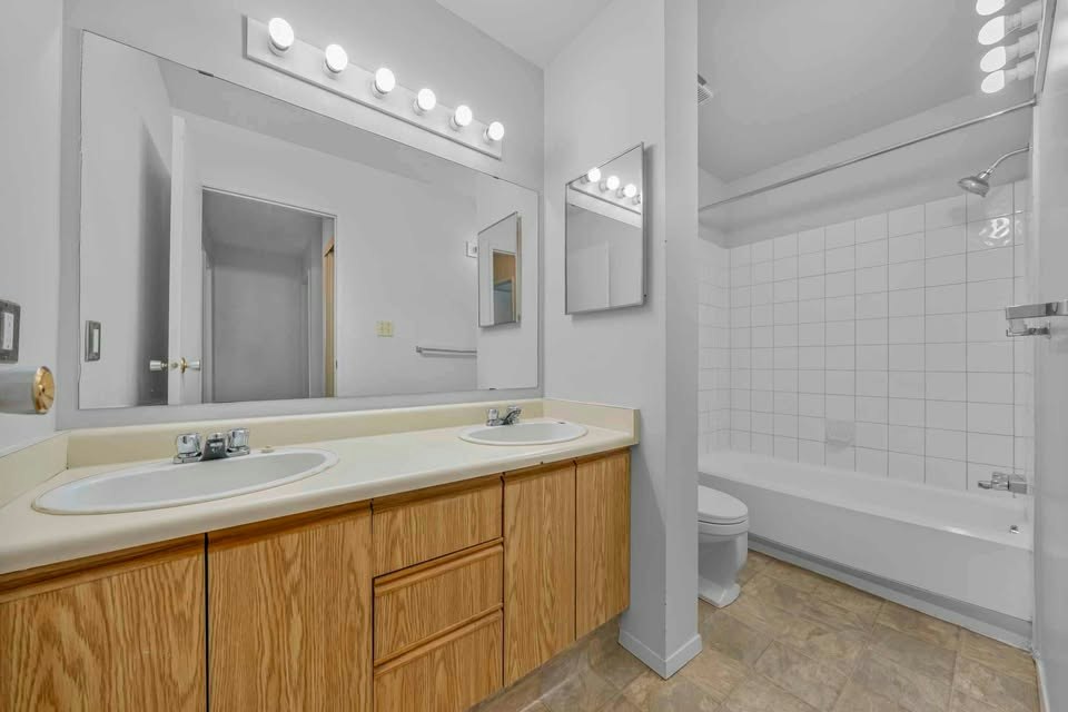 32-1415 62 Street Northwest, Edmonton, AB, T6L 4K1 - 3