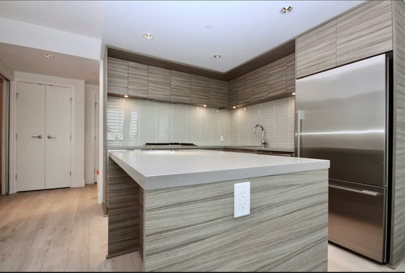 605-1550 Fern Street, North Vancouver, BC, V7J 0A9