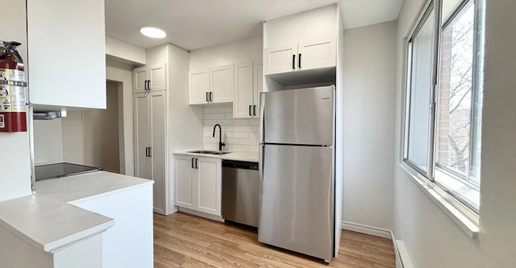 10 Park Avenue West, Hamilton, ON, L8S 3M3 - 6