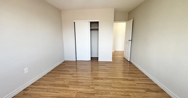10 Park Avenue West, Hamilton, ON, L8S 3M3 - 12