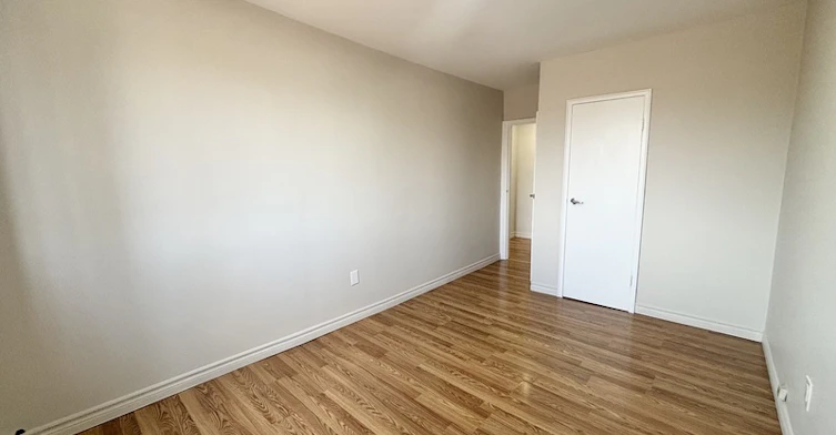 10 Park Avenue West, Hamilton, ON, L8S 3M3 - 9