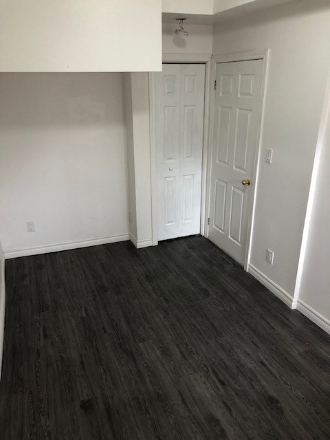 8 Locke Street N, Hamilton, ON, L8R 3A3 - 10