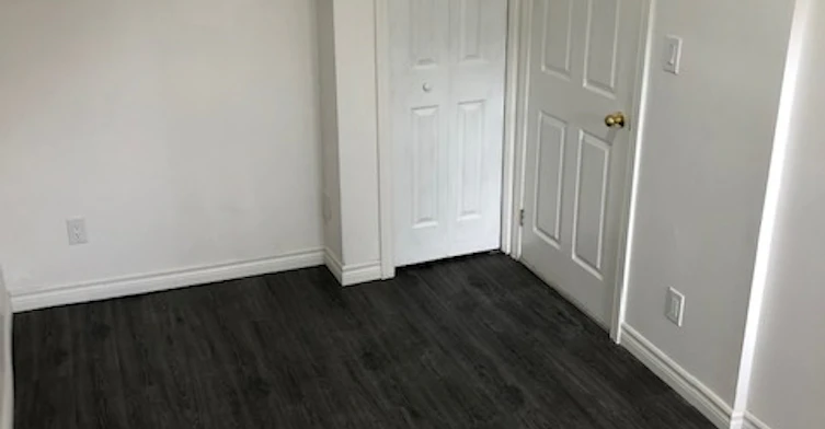 8 Locke Street N, Hamilton, ON, L8R 3A3 - 10