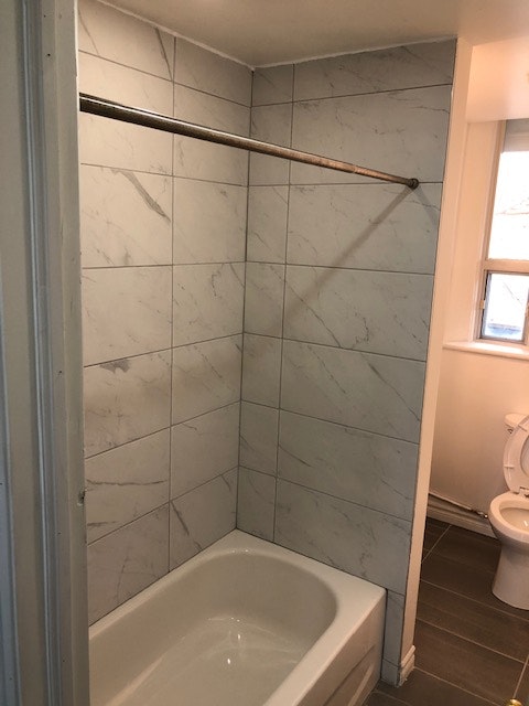 8 Locke Street N, Hamilton, ON, L8R 3A3 - 7